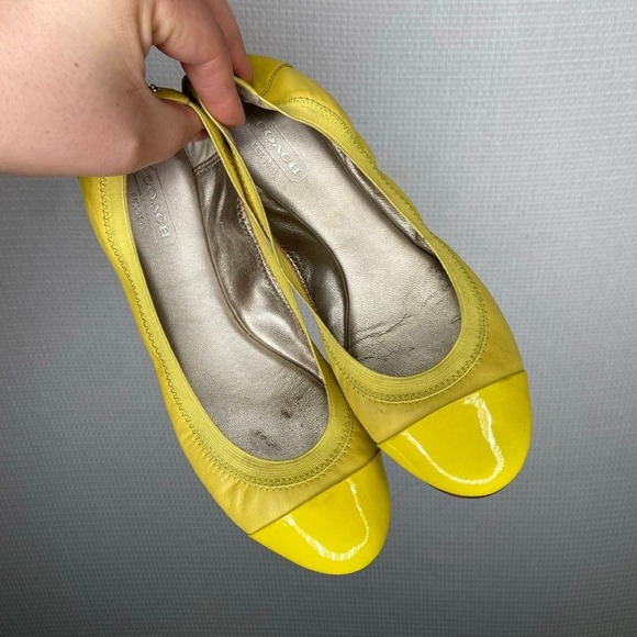 Coach | Womans Yellow Slip On‎ Flats 6.5 Ballet - Picture 1 of 5